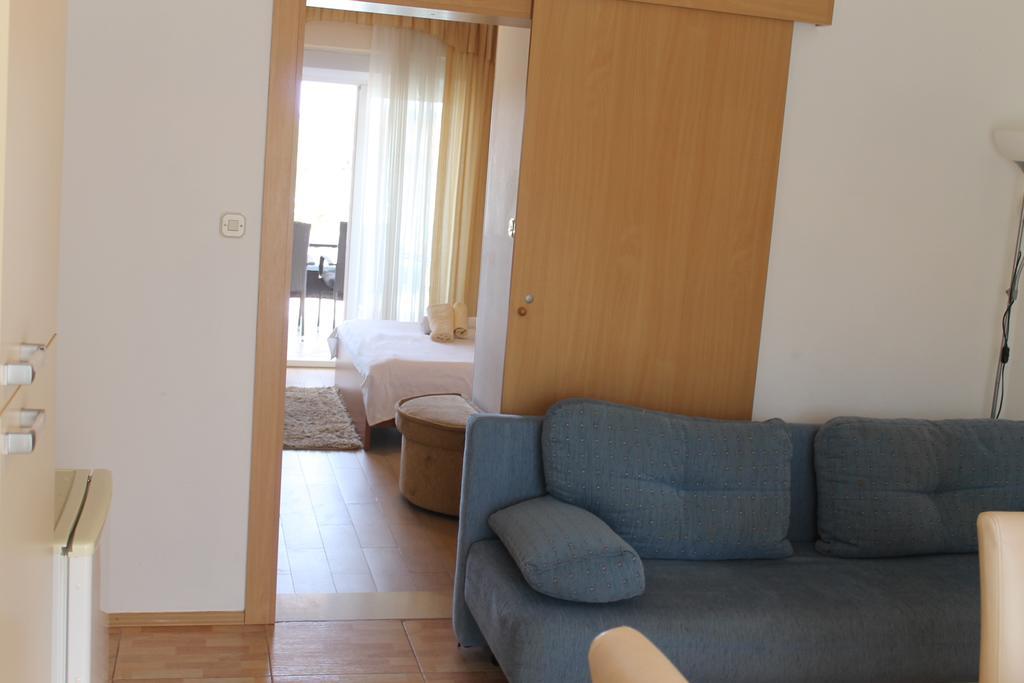 Apartments Roko Kolinda Bibinje Exterior foto