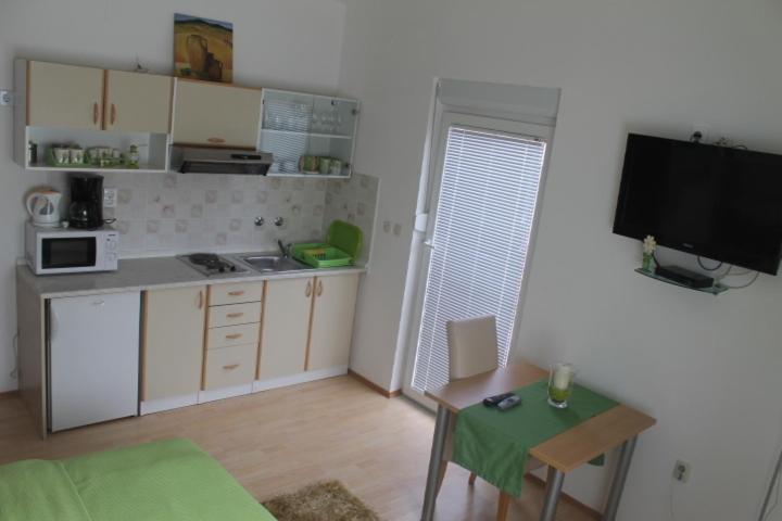 Apartments Roko Kolinda Bibinje Exterior foto