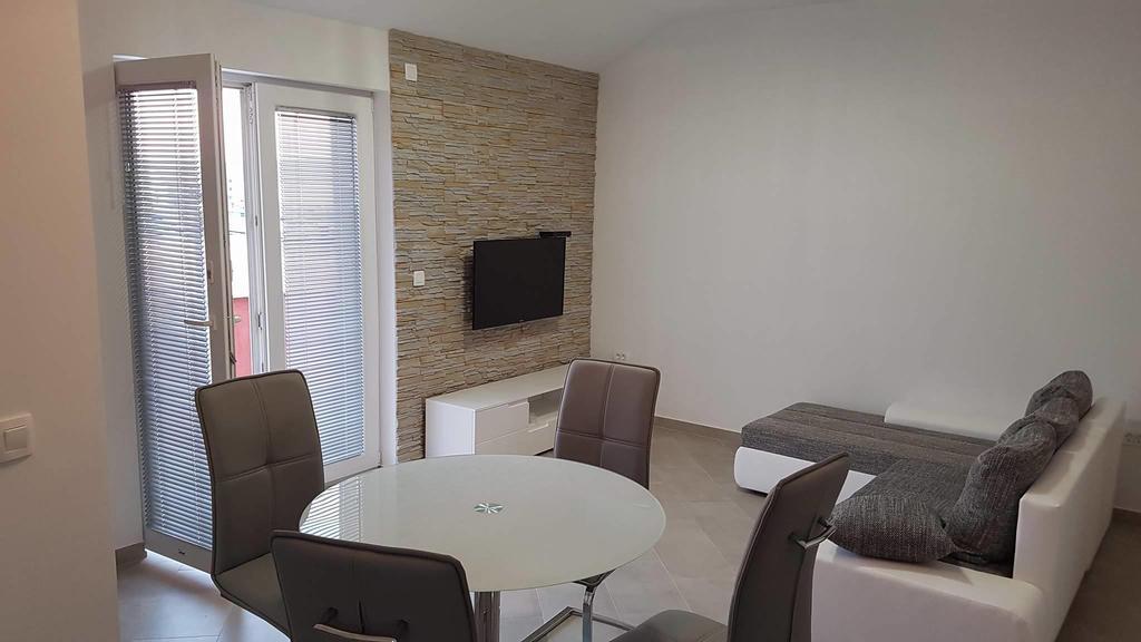 Apartments Roko Kolinda Bibinje Exterior foto