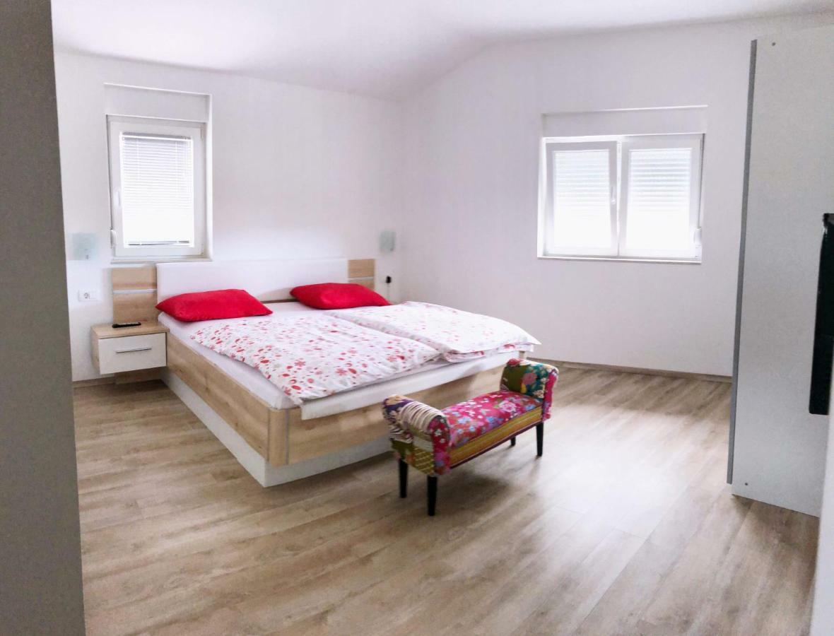 Apartments Roko Kolinda Bibinje Exterior foto
